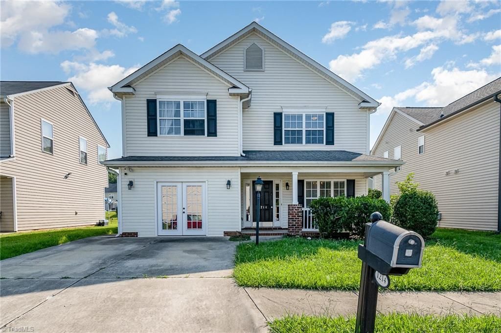 Photo of 1214 Waterlyn Drive, Greensboro, NC 27405 (MLS # 1211045)