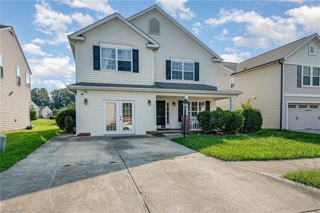 Photo of 1214 Waterlyn Drive, Greensboro, NC 27405 (MLS # 1211045)