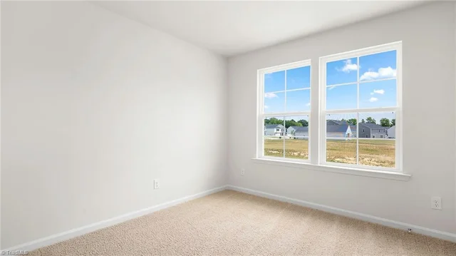 506 Kinneries Drive, photo 5 of 21