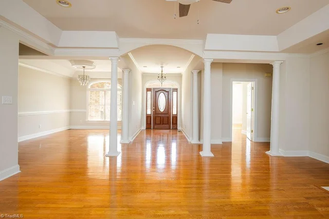 1401 Sagewood Lane, photo 5 of 28