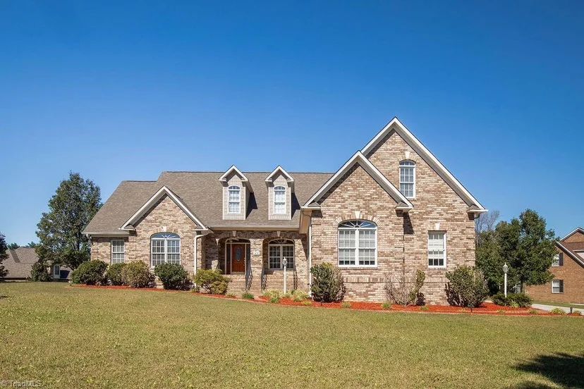 1401 Sagewood Lane, photo 1 of 28