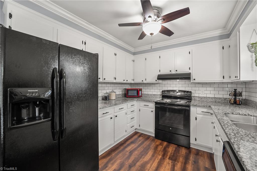 Winston-Salem, North Carolina 27106, United States, 3 Bedrooms Bedrooms, ,2 BathroomsBathrooms,Residential,Active,164697