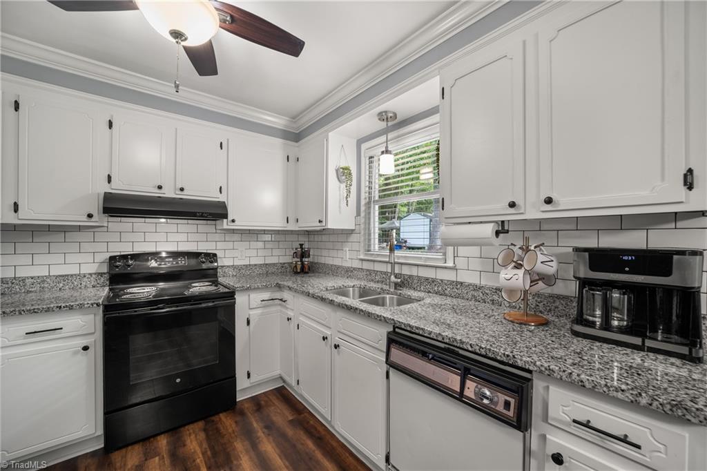 Winston-Salem, North Carolina 27106, United States, 3 Bedrooms Bedrooms, ,2 BathroomsBathrooms,Residential,Active,164697