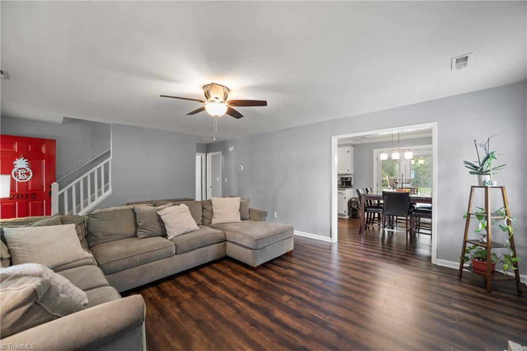 Winston-Salem, North Carolina 27106, United States, 3 Bedrooms Bedrooms, ,2 BathroomsBathrooms,Residential,Active,164697