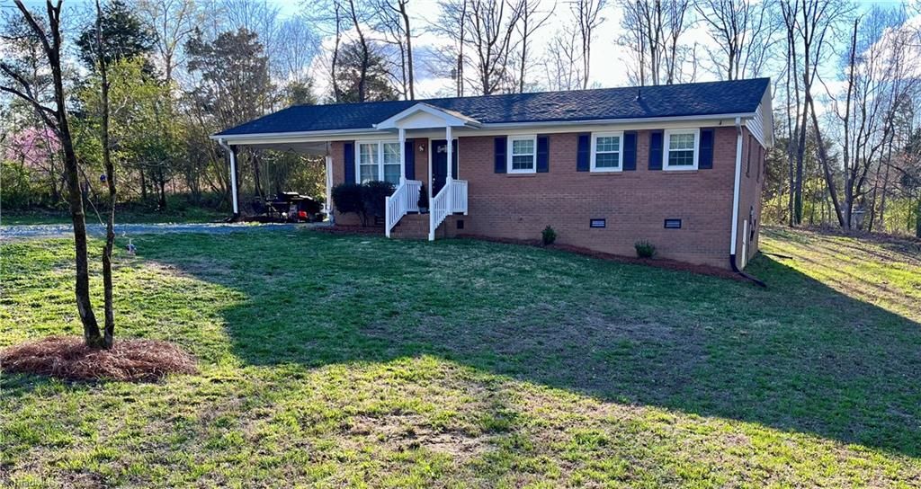 Photo of 450 Black Lake Road, Thomasville, NC 27360 (MLS # 1212368)