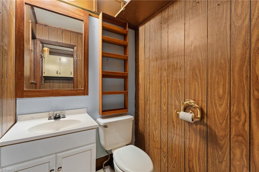 Kernersville, North Carolina 27284, United States, 3 Bedrooms Bedrooms, ,2 BathroomsBathrooms,Residential,Active,227560