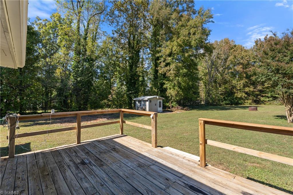 Kernersville, North Carolina 27284, United States, 3 Bedrooms Bedrooms, ,2 BathroomsBathrooms,Residential,Active,227560