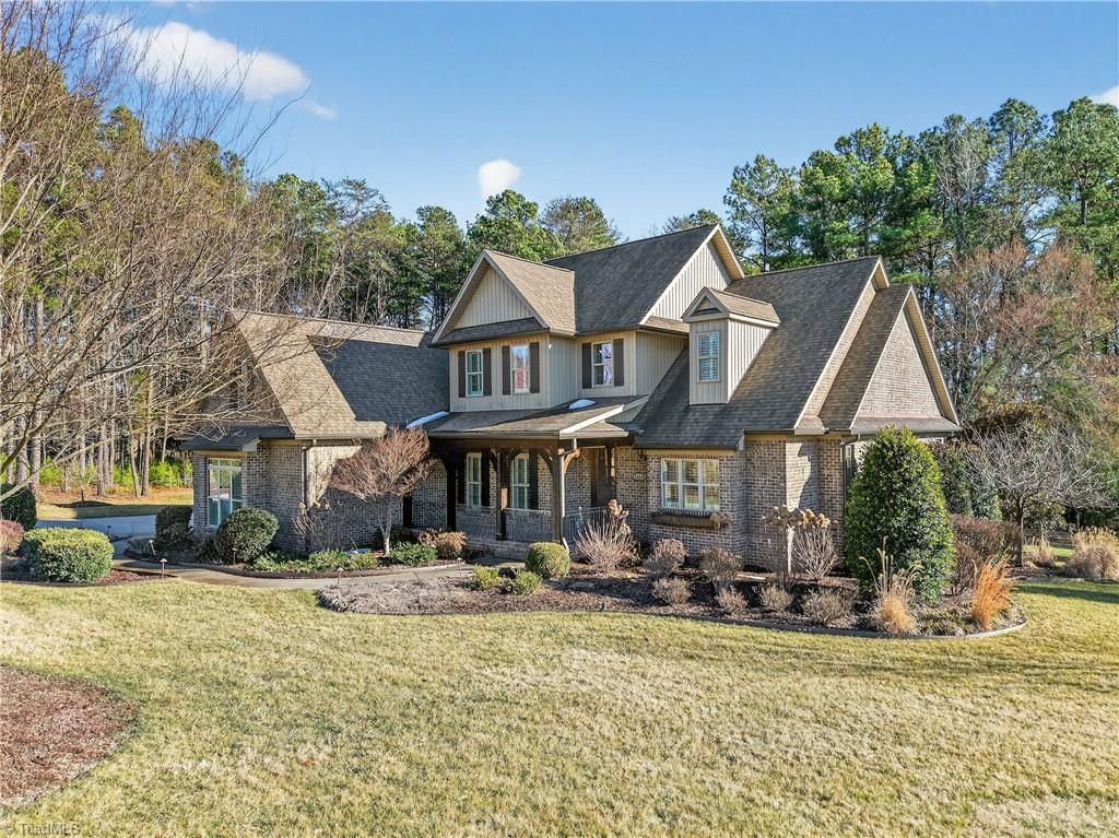 Photo of 1880 Woodstock Road, Clemmons, NC 27012 (MLS # 1209800)