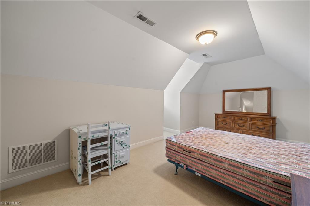 Winston-Salem, North Carolina 27106, United States, 3 Bedrooms Bedrooms, ,3 BathroomsBathrooms,Residential,Pending,105771