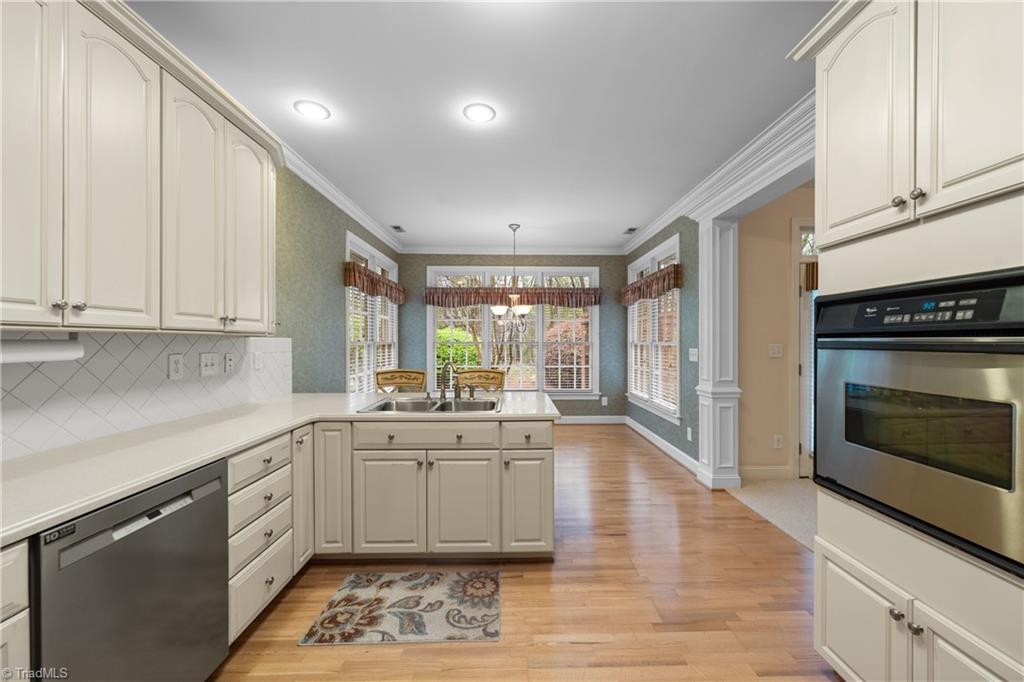 Winston-Salem, North Carolina 27106, United States, 3 Bedrooms Bedrooms, ,3 BathroomsBathrooms,Residential,Pending,105771