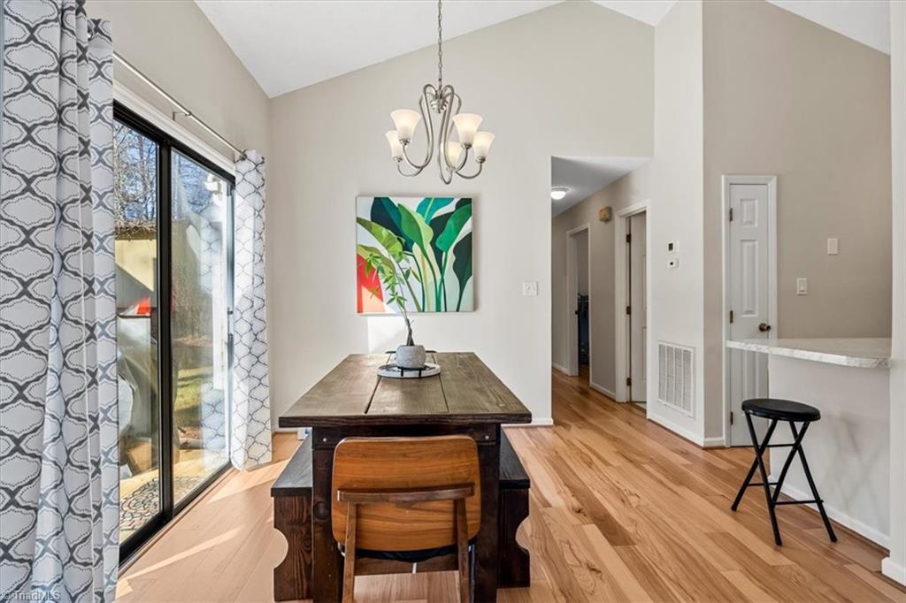 Greensboro, North Carolina 27455, United States, 3 Bedrooms Bedrooms, ,2 BathroomsBathrooms,Residential,Pending,6339