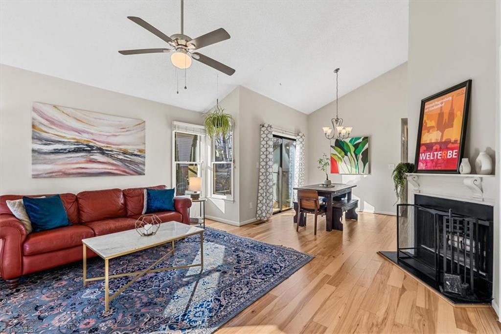 Greensboro, North Carolina 27455, United States, 3 Bedrooms Bedrooms, ,2 BathroomsBathrooms,Residential,Pending,6339