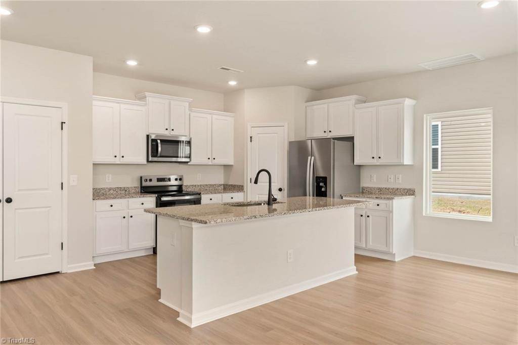 101 Courtland Drive, King, North Carolina image 19
