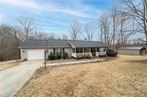 A home in Yadkinville