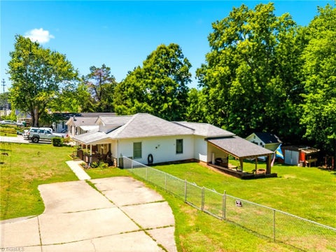 Homes For Sale - 413 & 415 E Dayton Avenue<br/> Guilford County, High Point, NC 27262