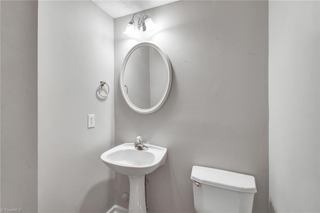 5161 Windsbury Ridge Road, Clemmons, North Carolina image 17