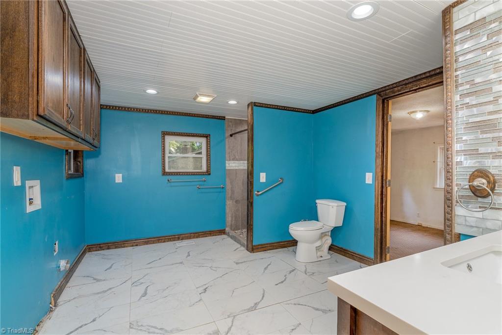 108 Shamu Drive, Reidsville, North Carolina image 12