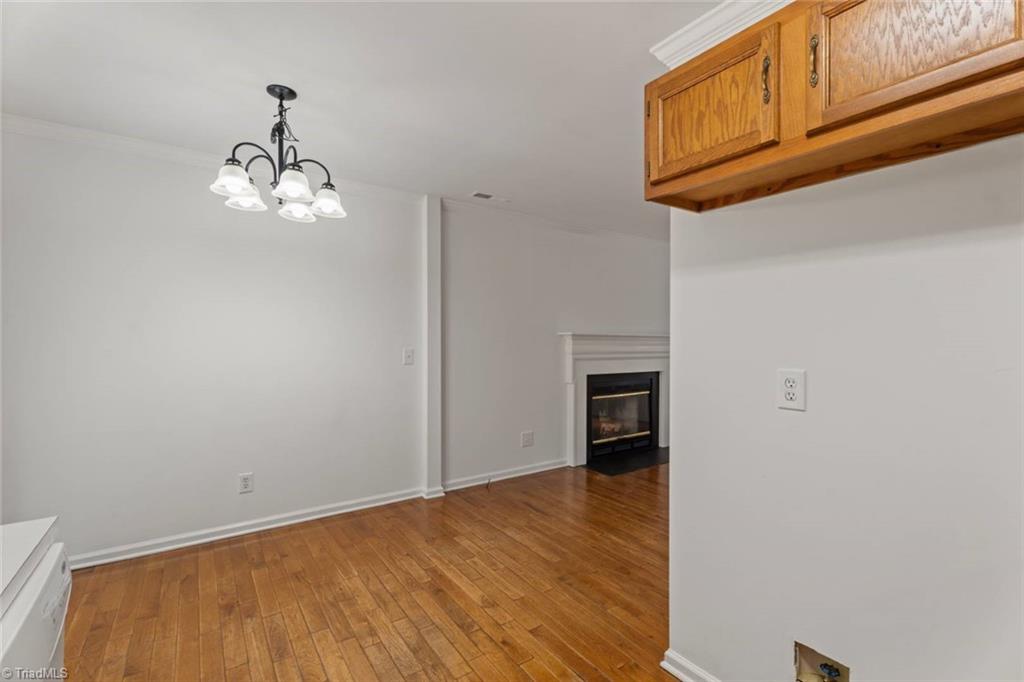 Winston-Salem, North Carolina 27104, United States, 3 Bedrooms Bedrooms, ,2 BathroomsBathrooms,Residential,Active,152920