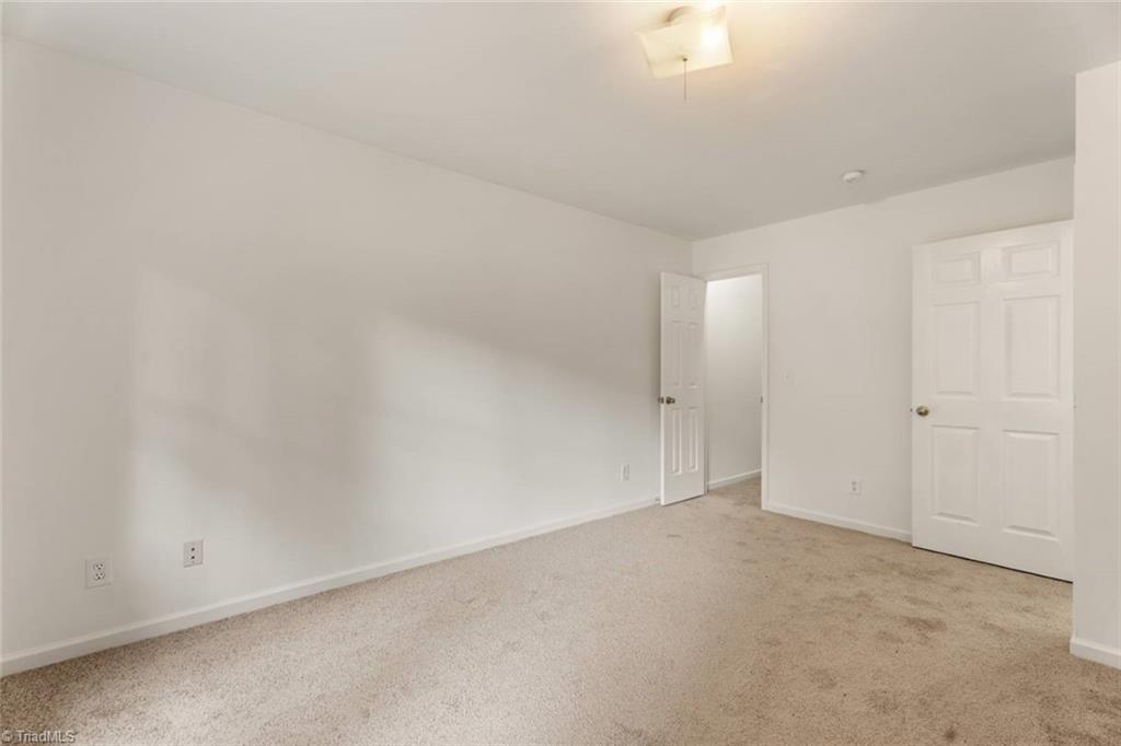 Winston-Salem, North Carolina 27104, United States, 3 Bedrooms Bedrooms, ,2 BathroomsBathrooms,Residential,Active,152920