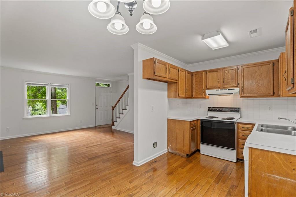 Winston-Salem, North Carolina 27104, United States, 3 Bedrooms Bedrooms, ,2 BathroomsBathrooms,Residential,Active,152920