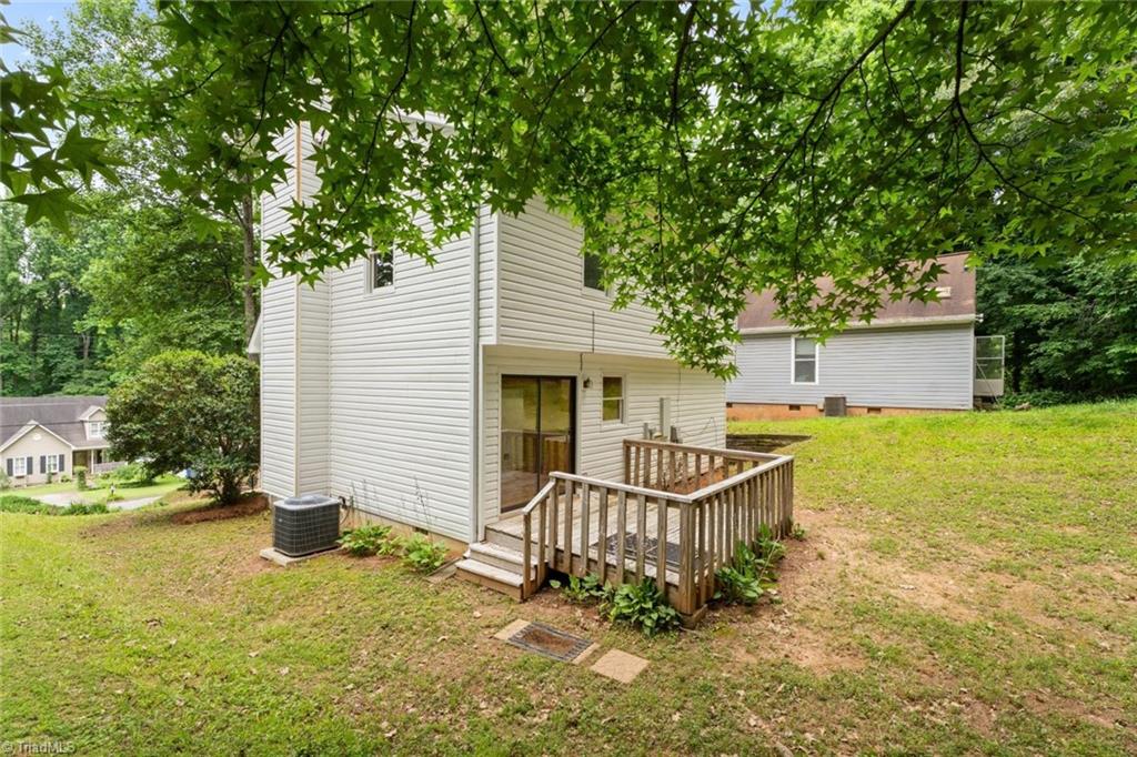 Winston-Salem, North Carolina 27104, United States, 3 Bedrooms Bedrooms, ,2 BathroomsBathrooms,Residential,Active,152920