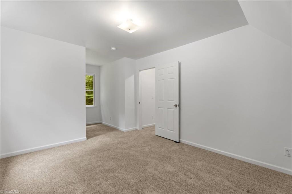 Winston-Salem, North Carolina 27104, United States, 3 Bedrooms Bedrooms, ,2 BathroomsBathrooms,Residential,Active,152920