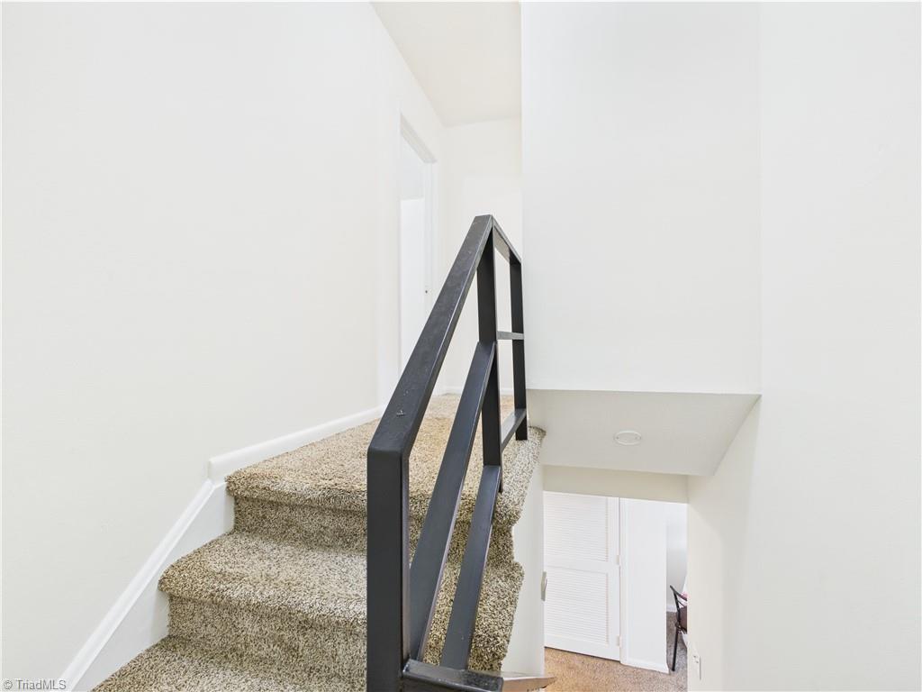 3919 Overland Heights, Greensboro, North Carolina image 17