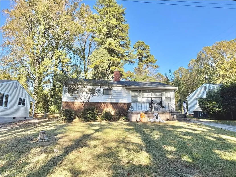2013 Wesley Drive, photo 1 of 1