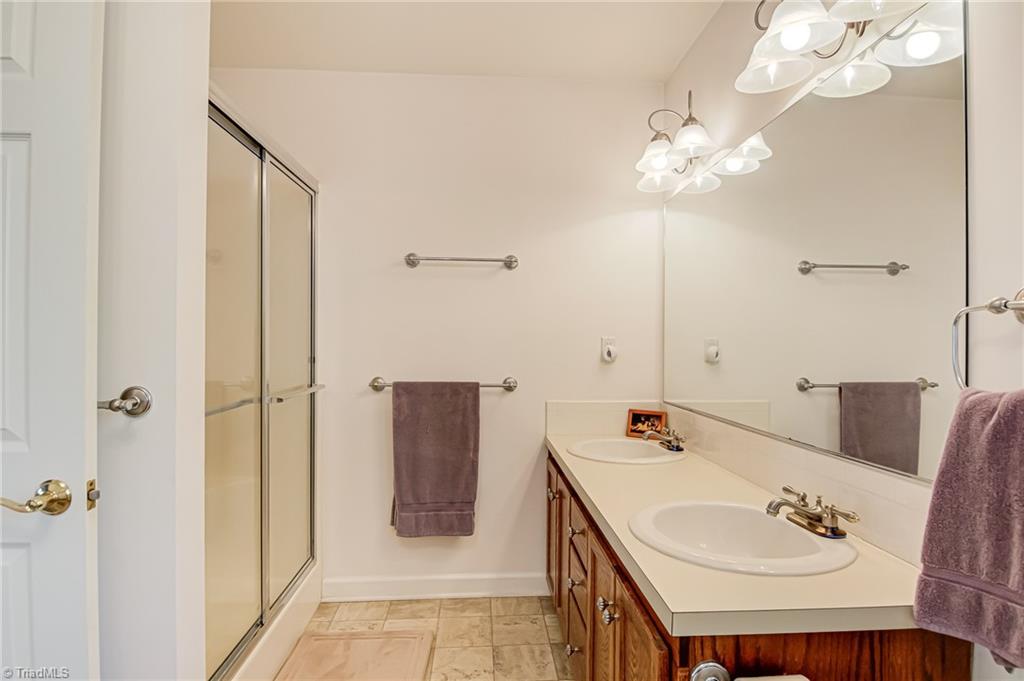 2417 Sattsgate Drive, Lewisville, North Carolina image 27