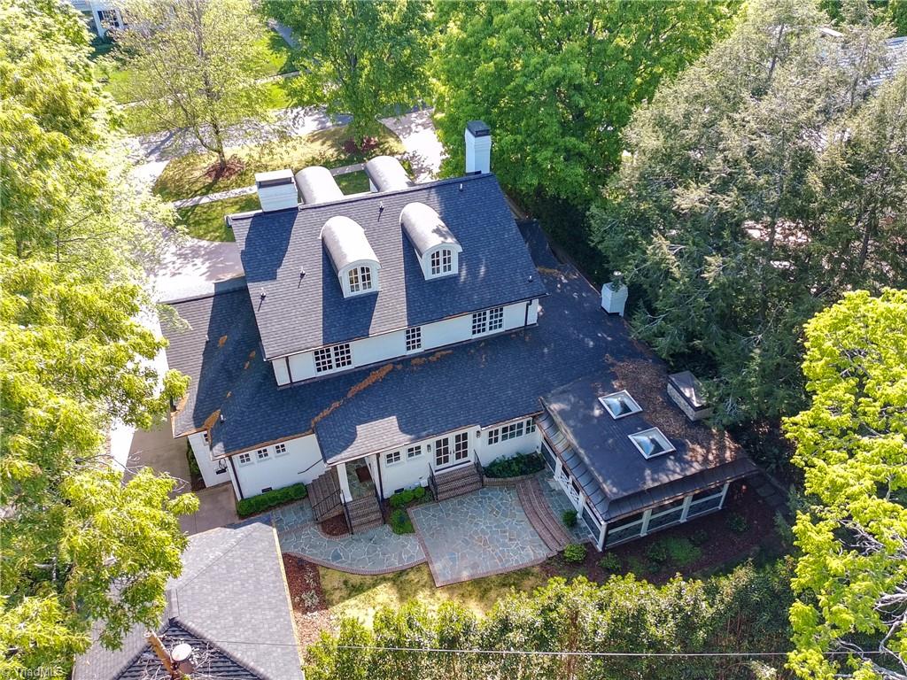 306 Meadowbrook Terrace
