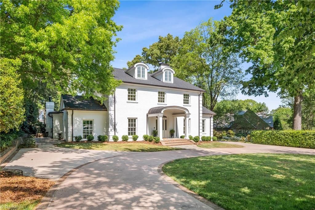 Photo of 306 Meadowbrook Terrace, Greensboro, NC 27408 (MLS # 1216603)