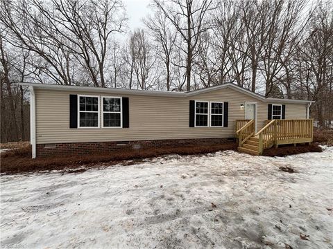 Homes For Sale - 6260 Nc Highway 801<br/> Mocksville, NC 27028