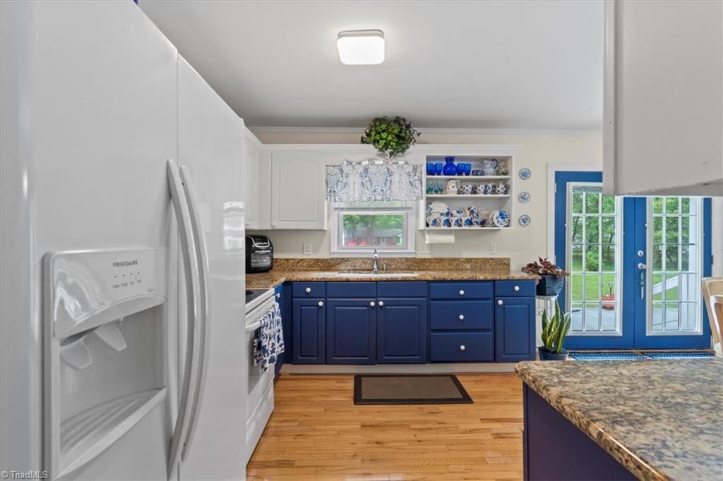 324 Autumn Drive, Harrisburg, North Carolina image 8