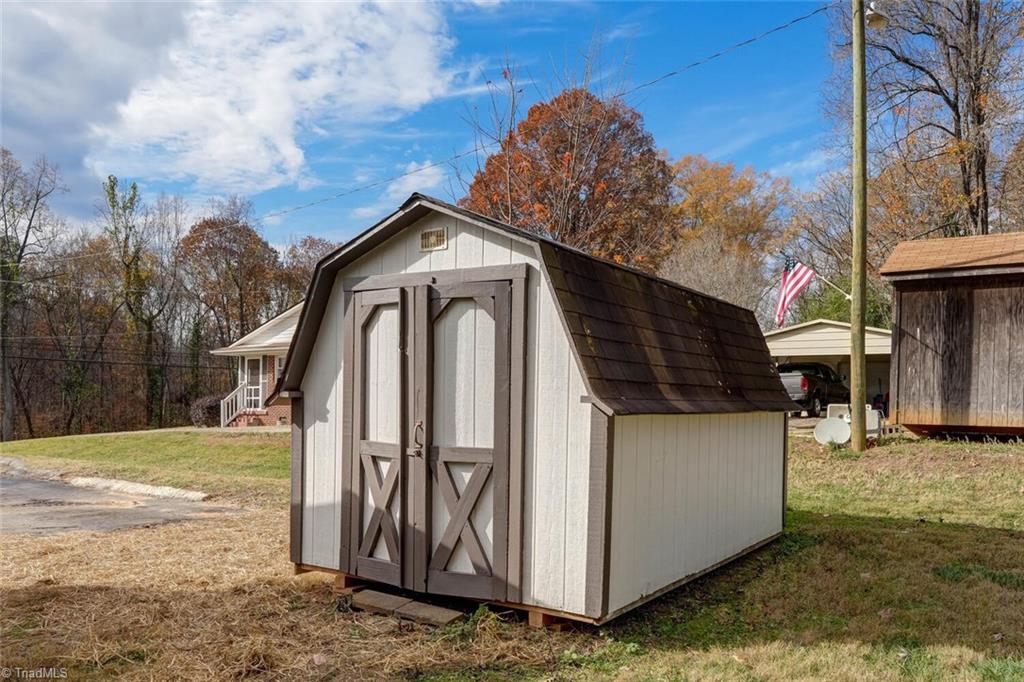 1552 W Harrison Street, Reidsville, North Carolina image 31