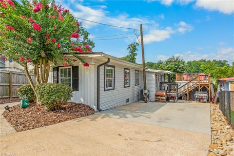 Mobile Home For Sale - 4282 Old Mountain Road<br/> Lexington, NC 27292