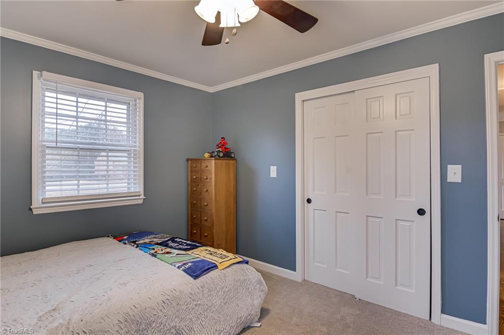 Winston-Salem, North Carolina 27104, United States, 3 Bedrooms Bedrooms, ,2 BathroomsBathrooms,Residential,Pending,5646