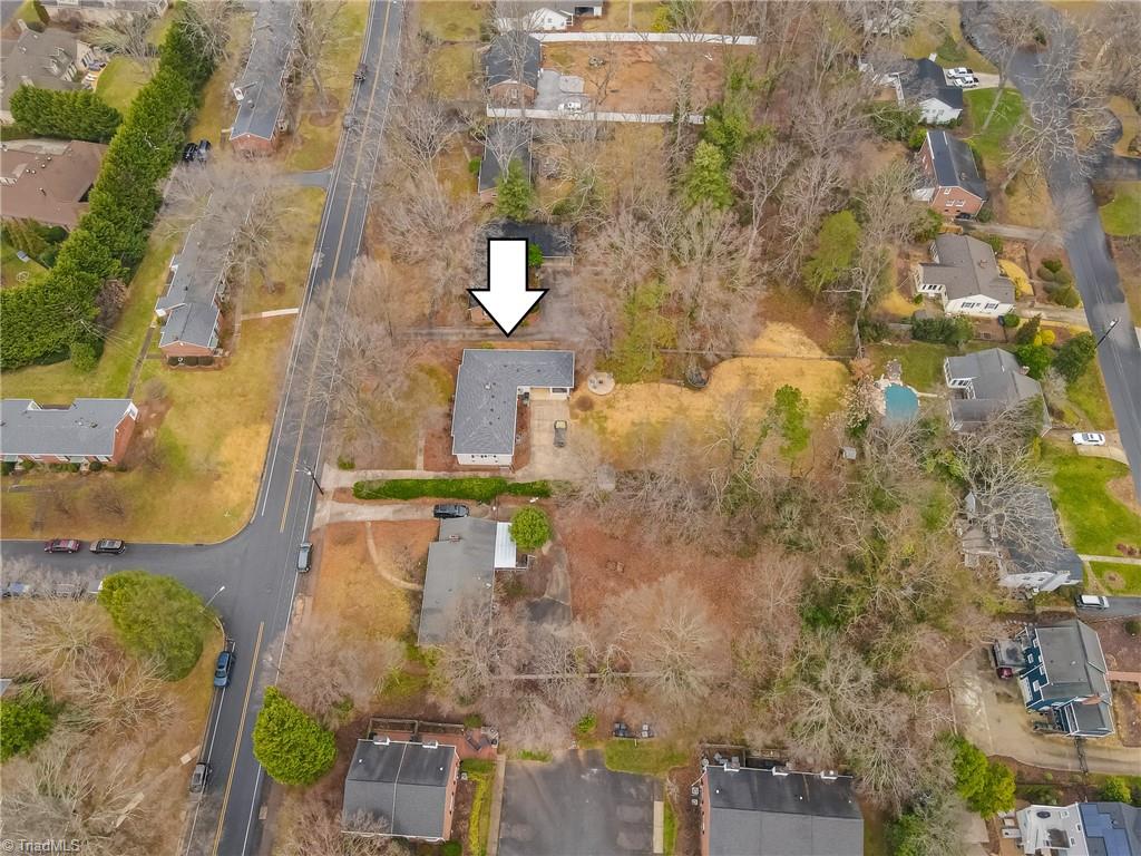 Winston-Salem, North Carolina 27104, United States, 3 Bedrooms Bedrooms, ,2 BathroomsBathrooms,Residential,Pending,5646