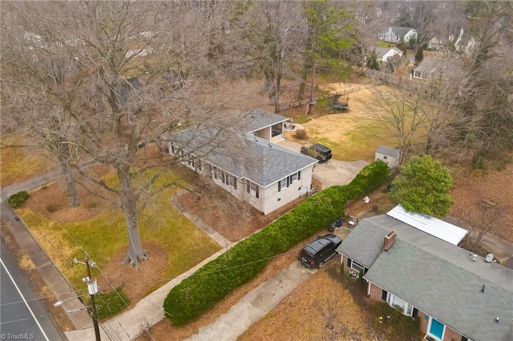 Winston-Salem, North Carolina 27104, United States, 3 Bedrooms Bedrooms, ,2 BathroomsBathrooms,Residential,Pending,5646