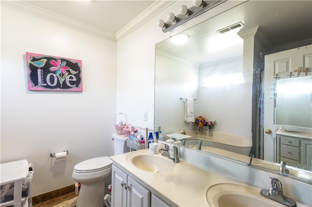 6008 Old Plank Road, High Point, North Carolina image 7