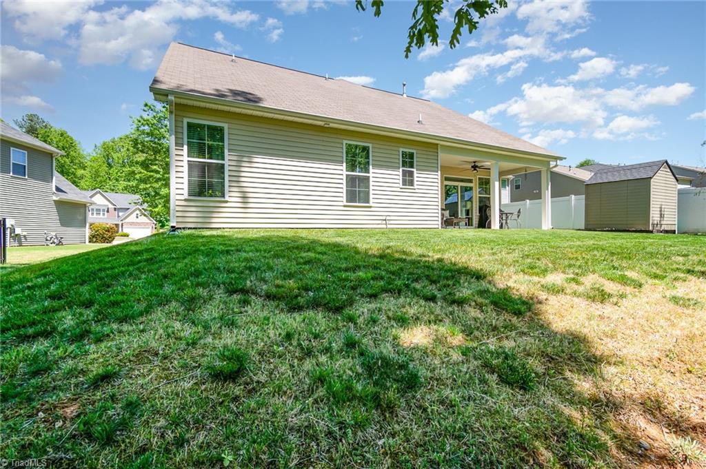 204 Summerwalk Road, Greensboro, North Carolina image 27