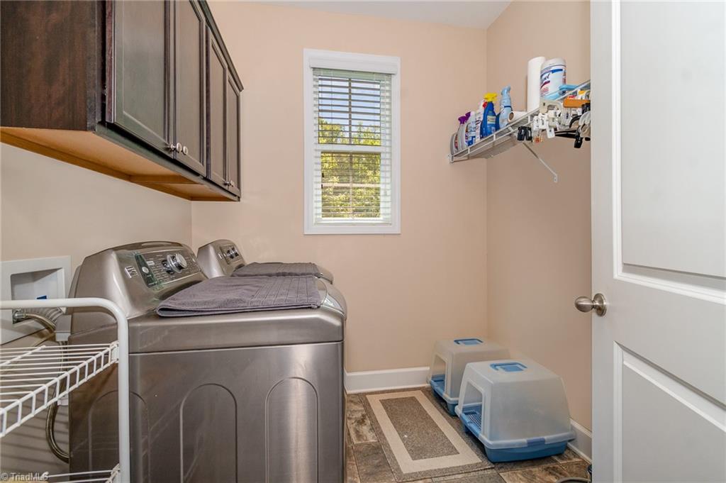 204 Summerwalk Road, Greensboro, North Carolina image 17