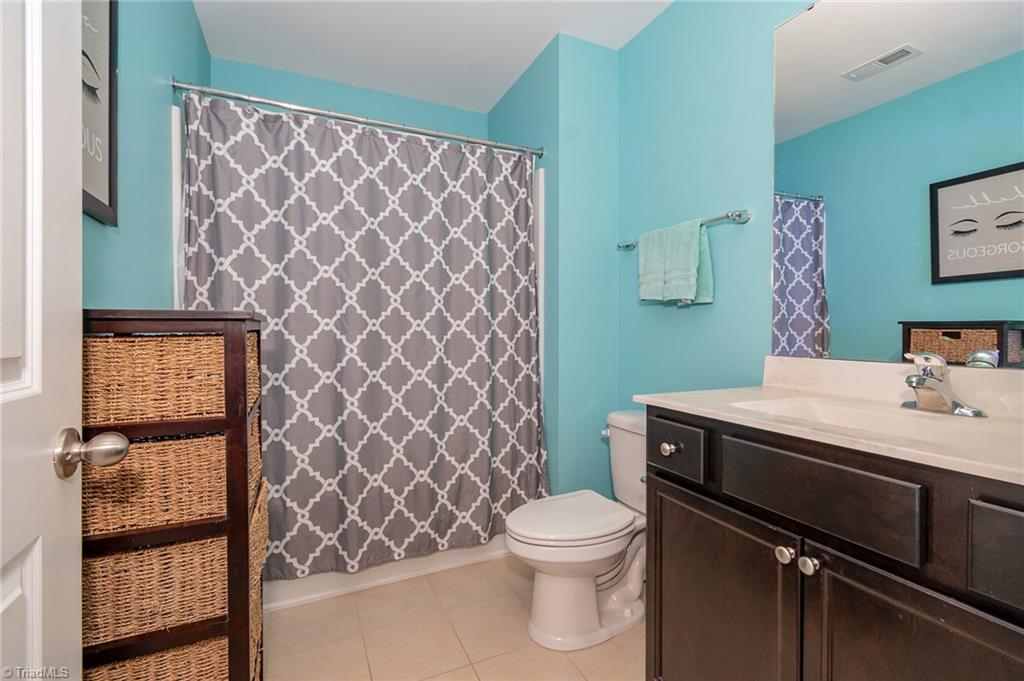 204 Summerwalk Road, Greensboro, North Carolina image 21