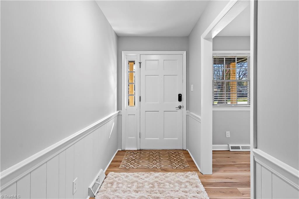 6732 Rollingwood Drive