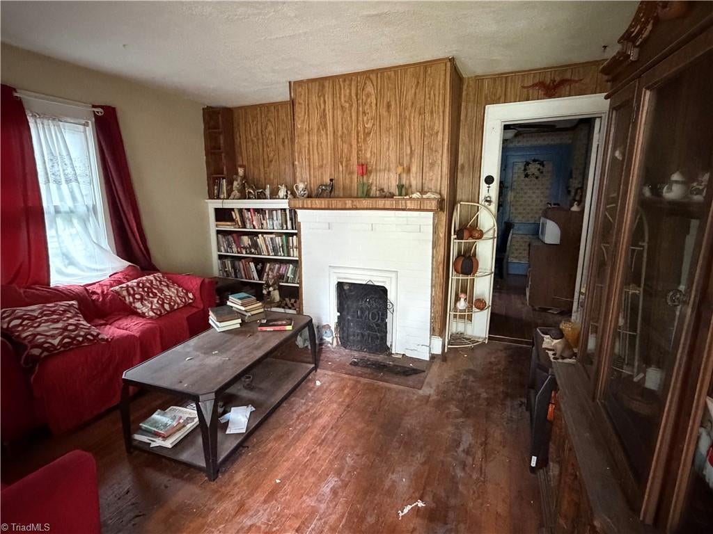 Photo of 1121 W Northwood Street, Greensboro, NC 27408 (MLS # 1236506)