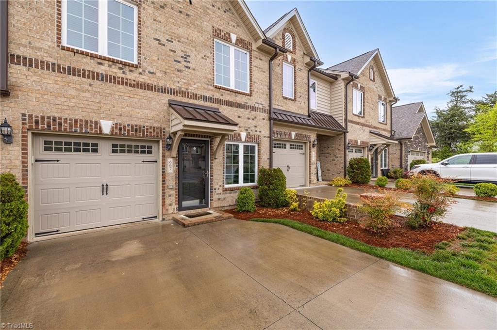 667 Stags Leap Court, High Point, North Carolina image 2