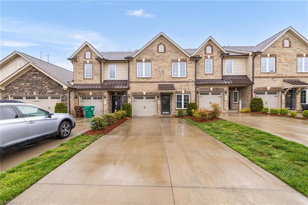667 Stags Leap Court, High Point, North Carolina image 1