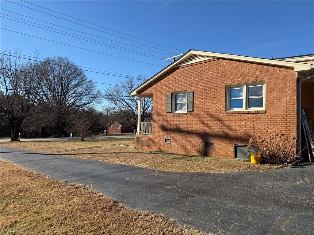 1617 Bunker Hill Sandy Ridge Road