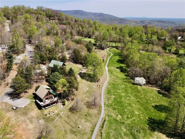 217 Fairview Drive, photo 2 of 48