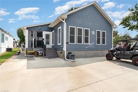 A home in New London