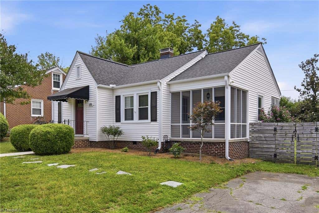 Photo of 519 Gatewood Avenue, High Point, NC 27262 (MLS # 1224815)